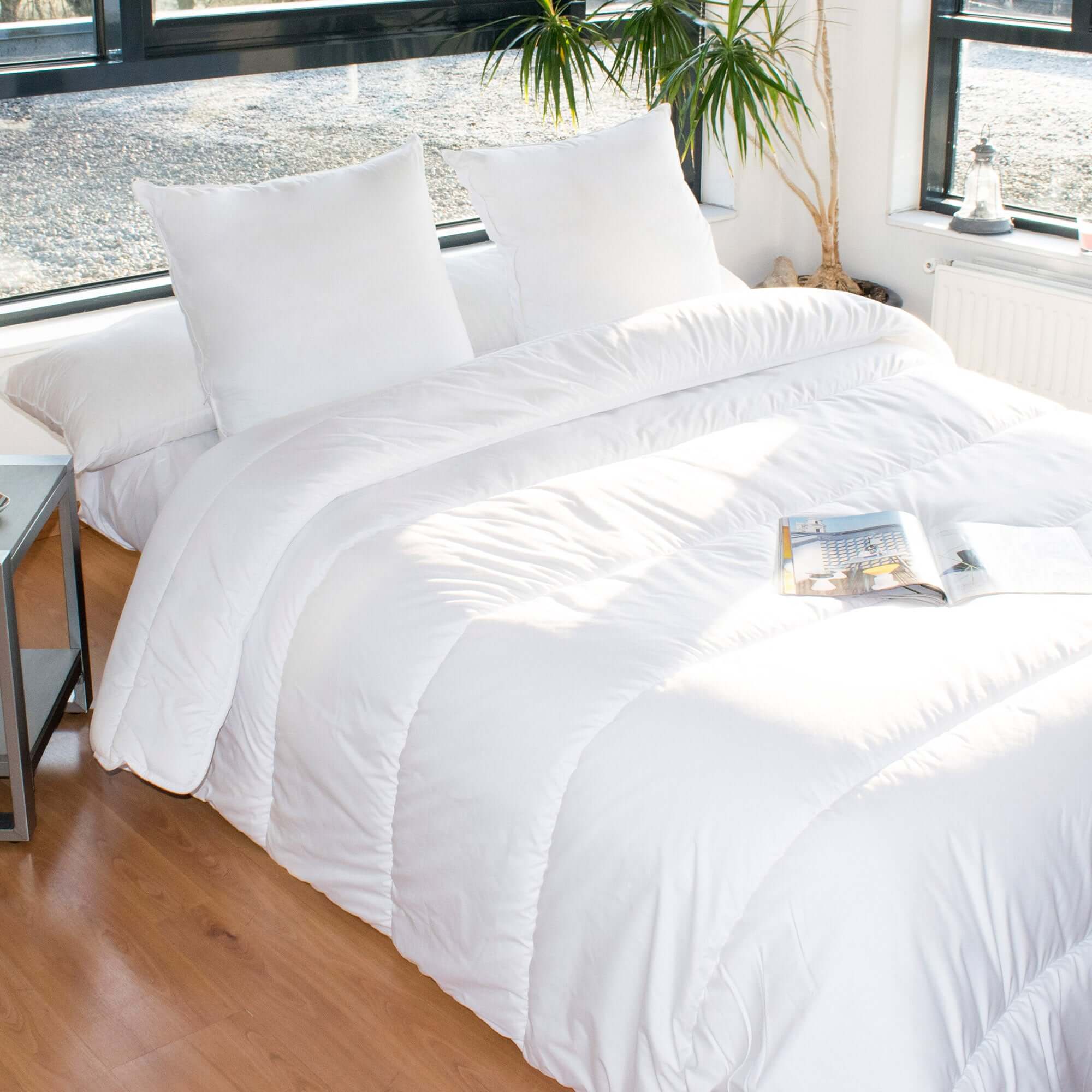 Juego de edredón (220x240cm) + 2 almohadas + Bolsa de almacenamiento al vacío Life (tamaño XXL)