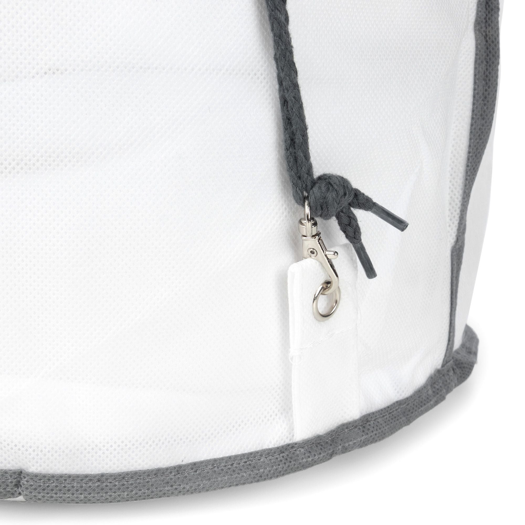 Sac à linge avec cordon de serrage