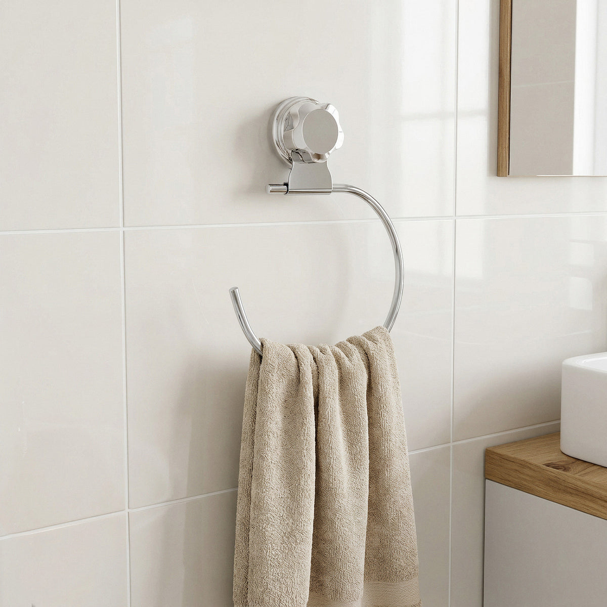 Bestlock chrome suction towel ring