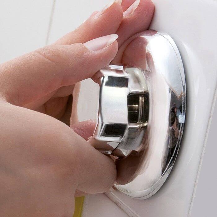 Soporte para secador de pelo con succión cromado Bestlock