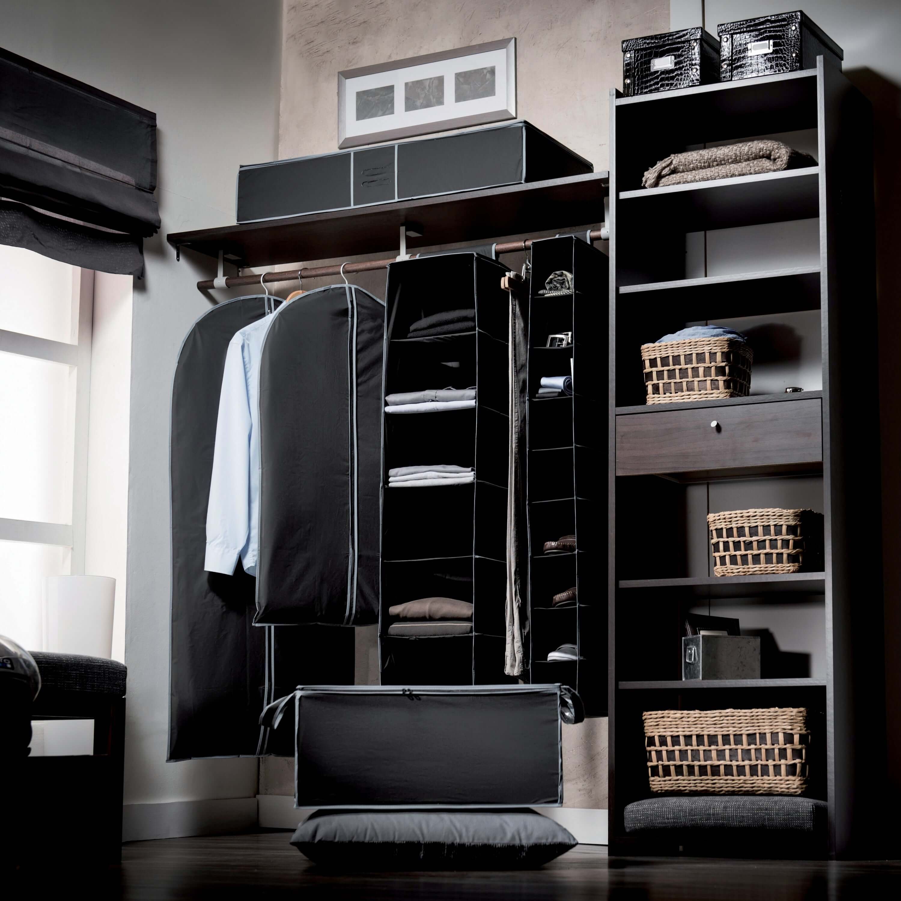 Estante colgante Cosmos negro de 9 niveles