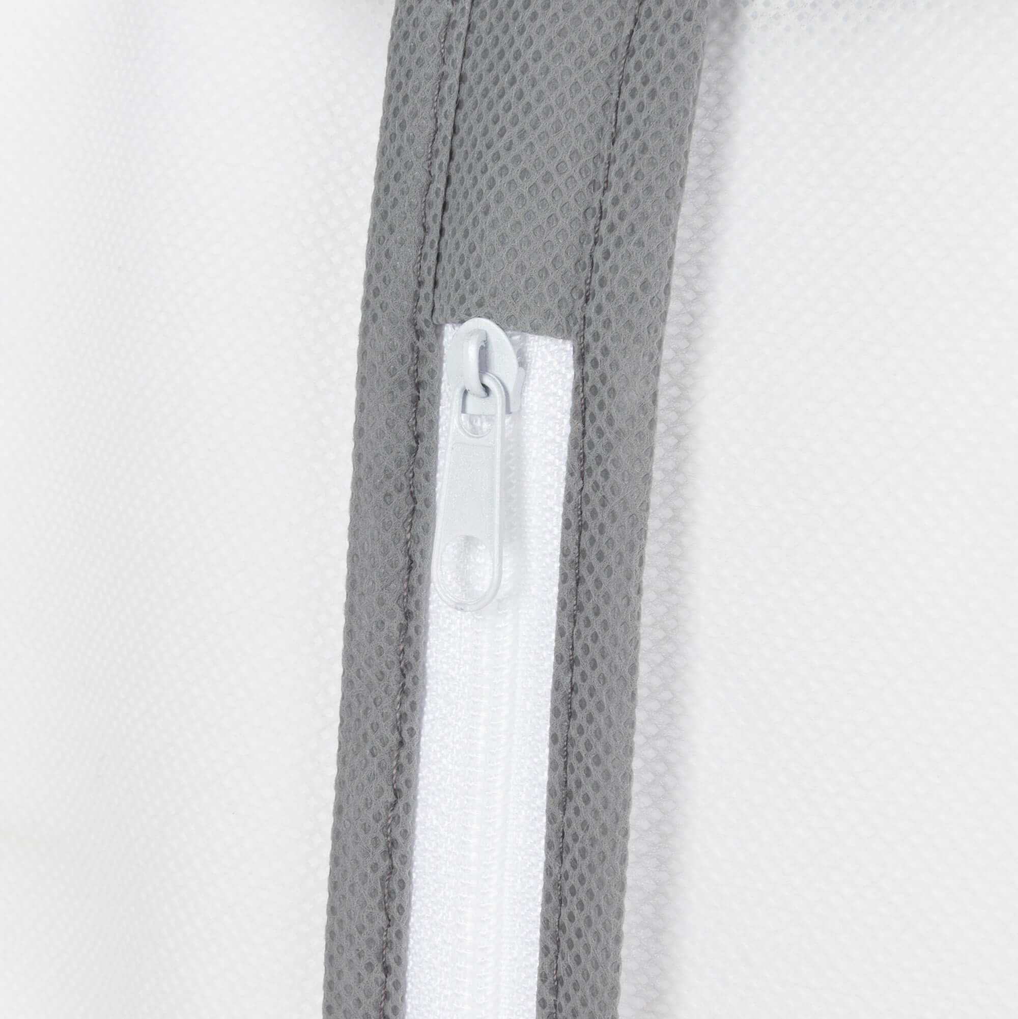 Funda para ropa colgante M Life blanca